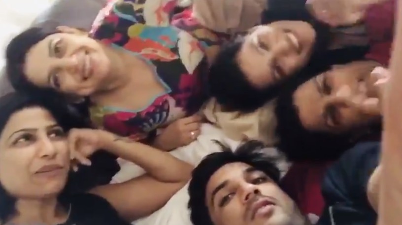 Sushant and sisters (1)