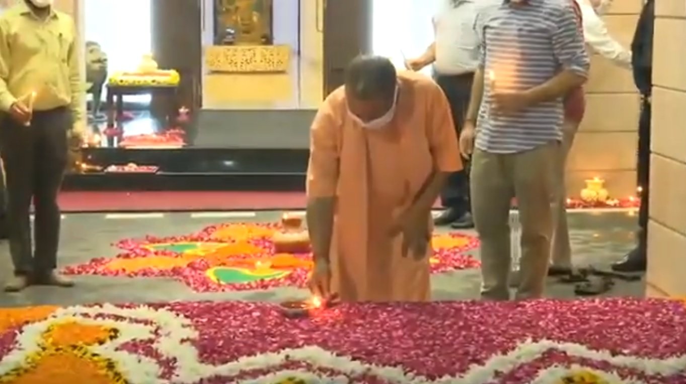 Yogi lights up his house with diyas ahead of 'bhumi pujan'
