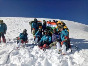 ITBP climbs 21,615 ft Gangotri II peak in Uttarakhand Twitter