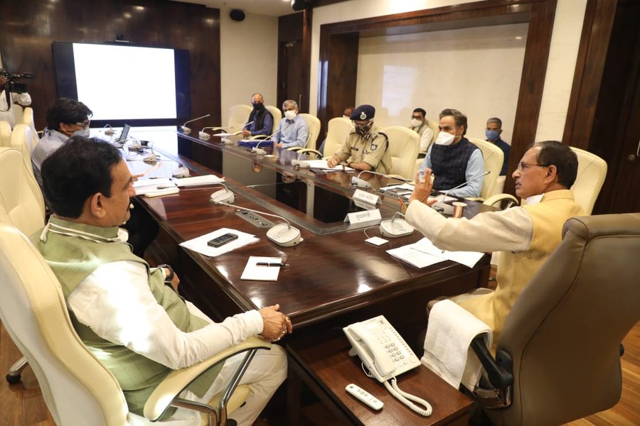 Shivraj Singh held meeting with his cabinet colleagues