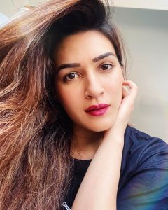 Kriti Sanon FB