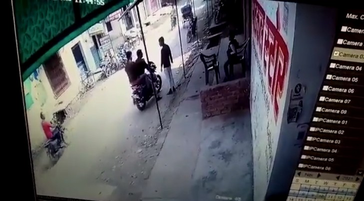 14 year old boy thrashed by UP police men