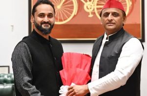 Mayank Joshi meets Akhilesh Yadav