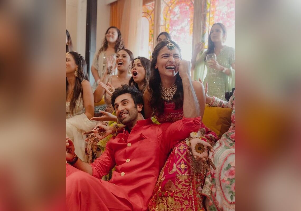 Alia Bhatt Mehendi (1)