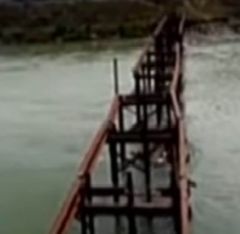 Bridge stolen in Bihar (1)
