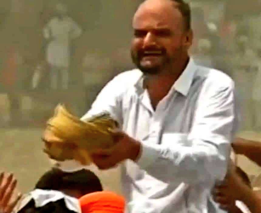 Sidhu Moosewala 4 Father Takes Off Pagdi