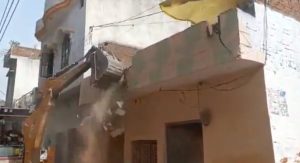 Bulldozer in Saharanpur (1)