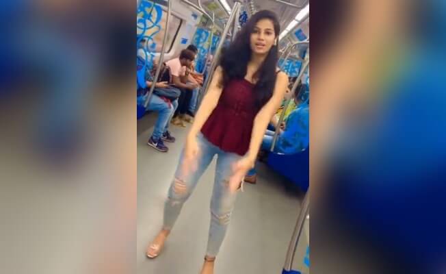 Girl dances in Hyderabad Metro (1)