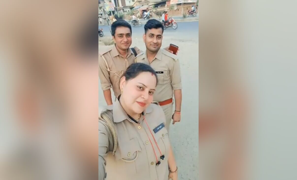 Woman police constable suspended for making reel in police uniform (1)