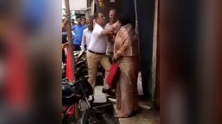 MNS Activist thrashes elderly woman (1)