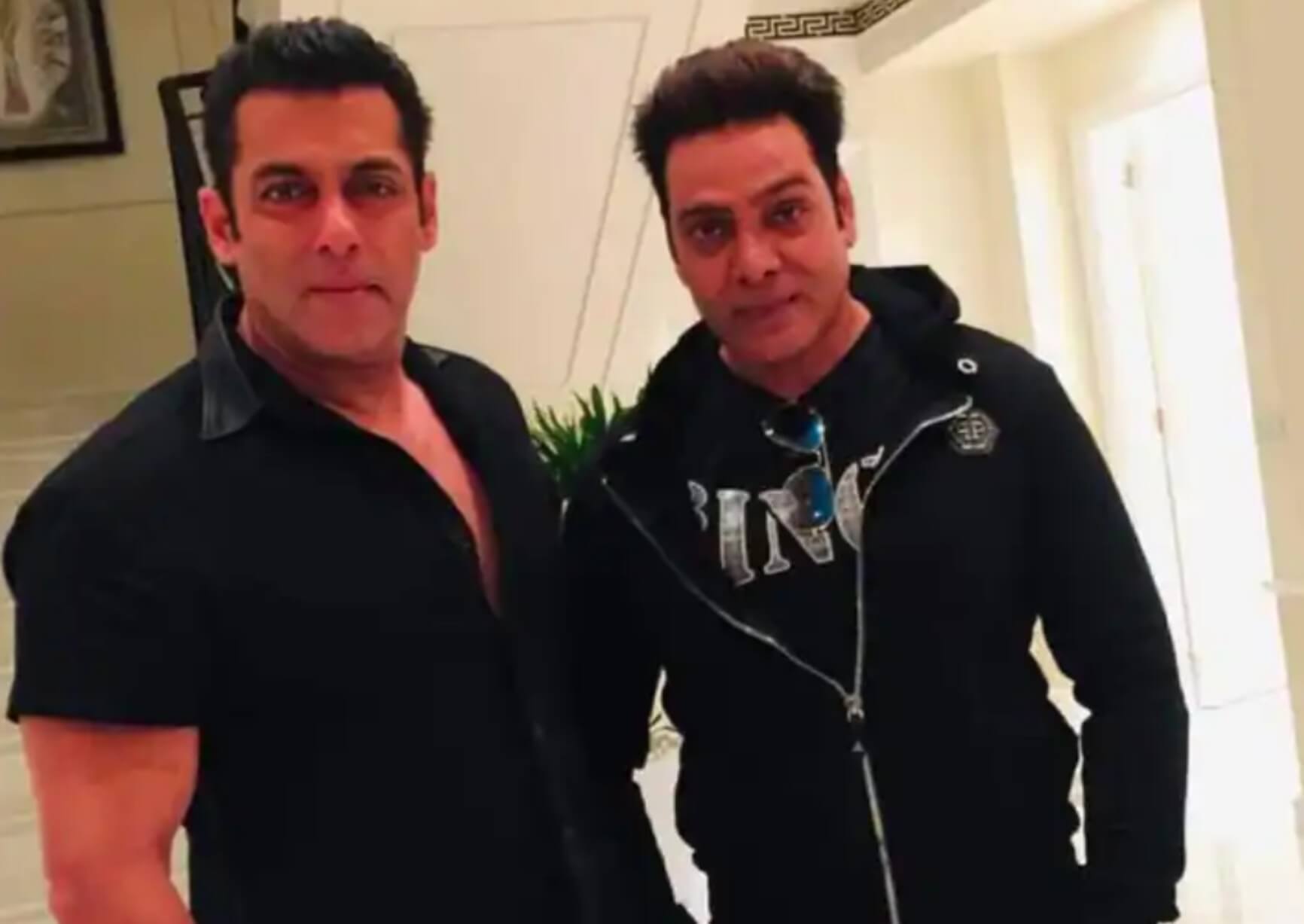 Sagar Pandey with Salman Khan (1)