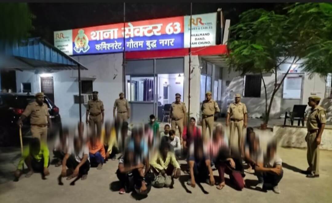 noida police arrests those who consumed liquor in open (1) (1)