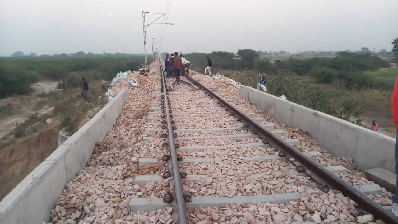 Railway Track (1)
