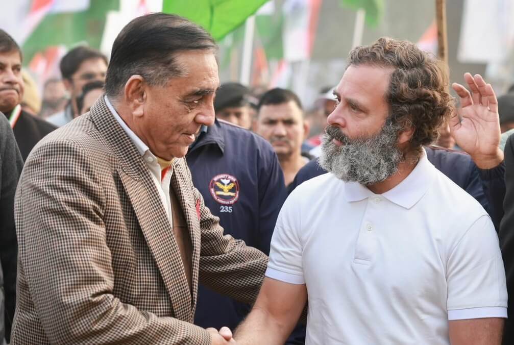 General Deepak Kapoor joins Bharat Jodo Yatra 2