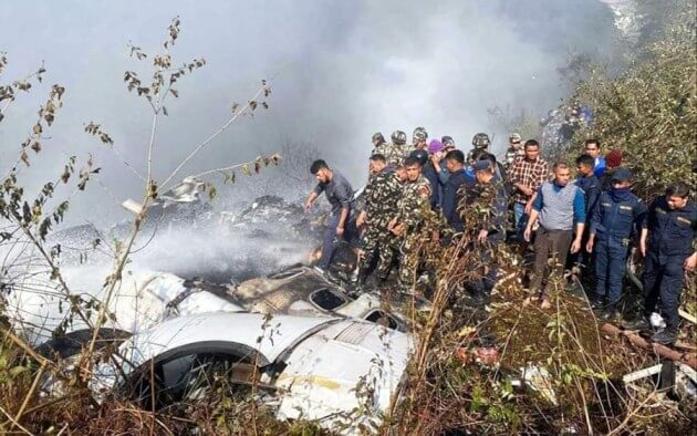 Plane crashes in Nepal 2 (1)