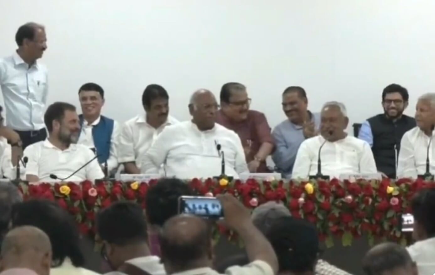 Lalu Yadav and Rahul Gandhi (1)