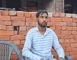 Haryana Labourer in whose account came 200 crore Rs (1)