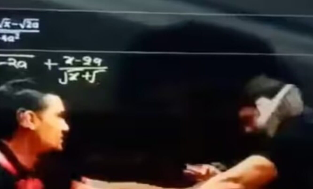 teacher of physicswalla beaten up by student (1)