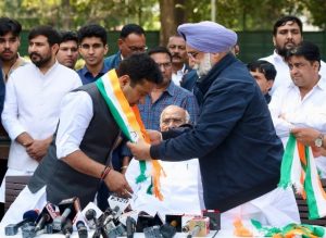 Rahul Kaswan joins BJP (1)