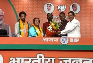 Radhika Khera joins BJP (1)
