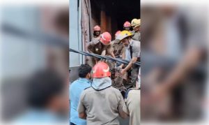Fire In Delhi Factory (1)