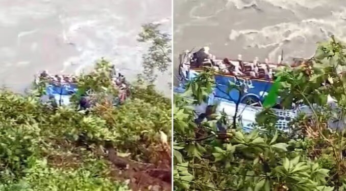 Bus falls into river in Nepal (1)