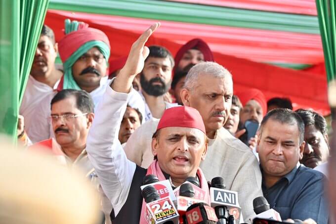Akhilesh Yadav Photo SP (1)