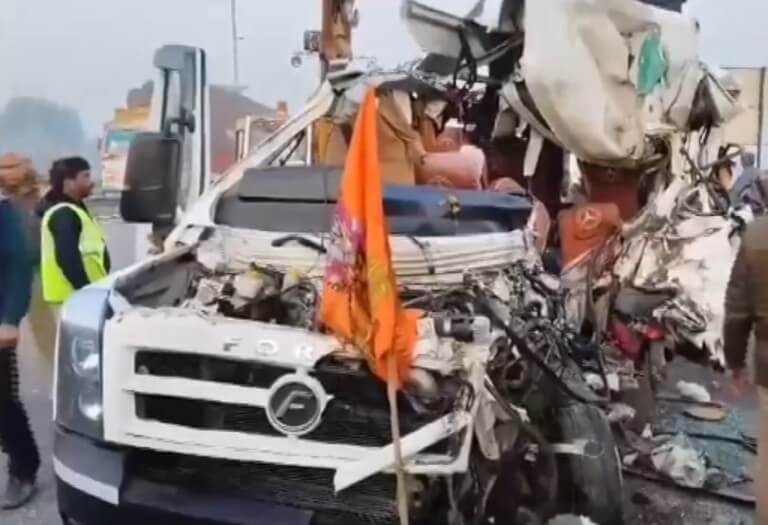 Accident Barabanki (1)