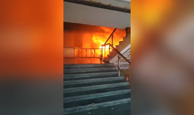 Fire Noida April 1 (1)