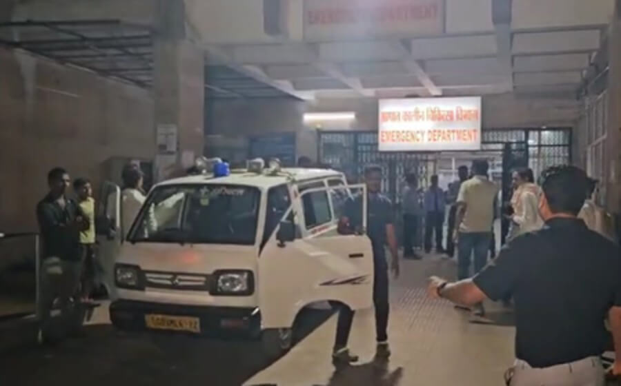 Accident in Raipur 13 dead injured brought to hospital (1) (1)