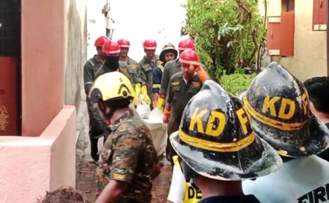 building collapse in Kalyan (1)