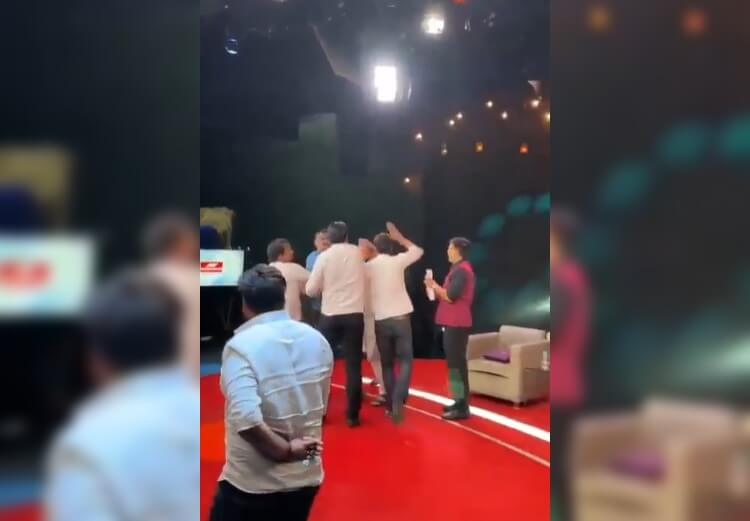 sajid rashidi slapped 2 (1)