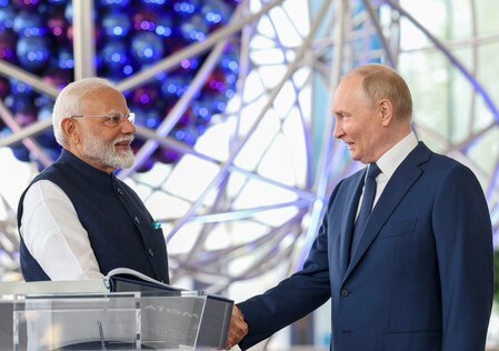 PM Narendra Modi and President Putin (1)