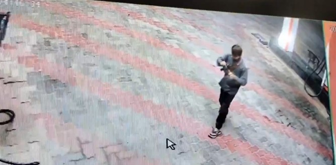 bhind petrol pump incident