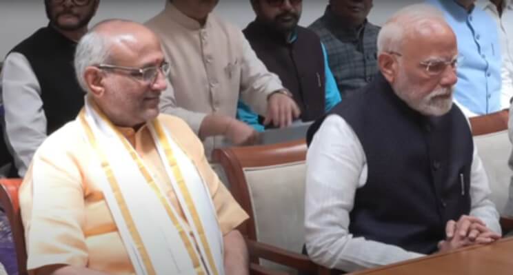 pm modi with president candidate