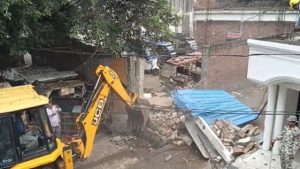 Bulldozer action in Bareilly (1) (1)