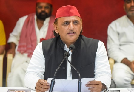 akhilesh yadav ians (1)