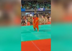 Dadi Akshay Kumar (1)