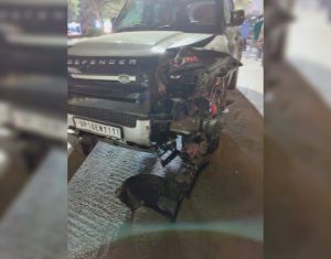 Defender accident Noida Oct 09 (1) (1)