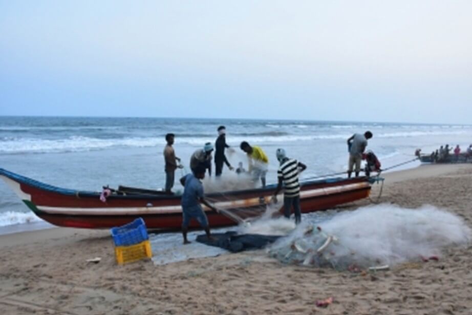 boat Chennai fishermen IANS (1)