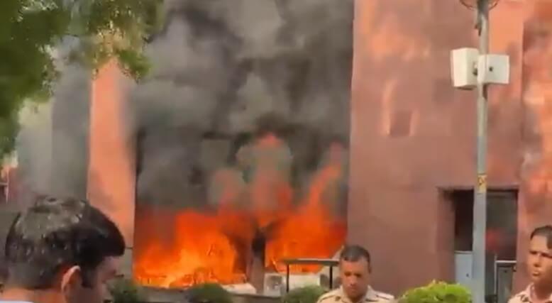 fire in brahmputra apartments (1)