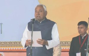 Nitih Kumar takes oath as Bihar CM Nov 20 (1) (1)