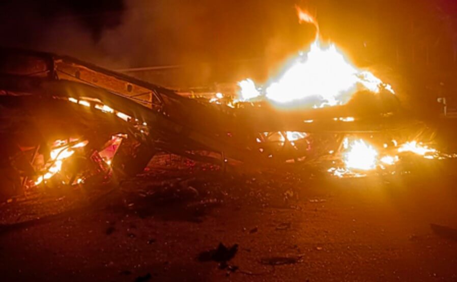 Fire Tata Nagar Ernakulam Express (1) (1)