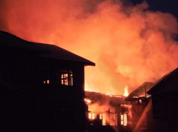 Fire in Goa night club 25 killed (2)