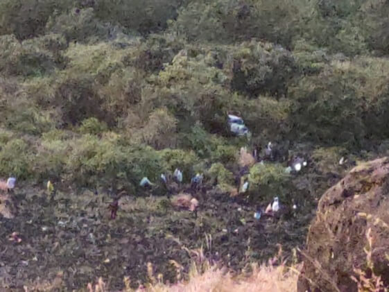 car rolls down road 6 of a family killed Nasik (1) (1)