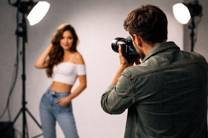 Photoshoot Photographer ChatGPT Image Jan 31, 2026, 09_27_39 PM (1)