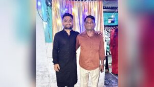 Rinku Singh and his father 2 (1)