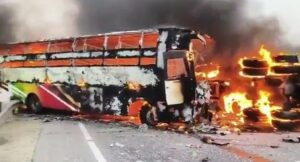 Andhra Pradesh Bus Catches Fire 14 Dead (1)