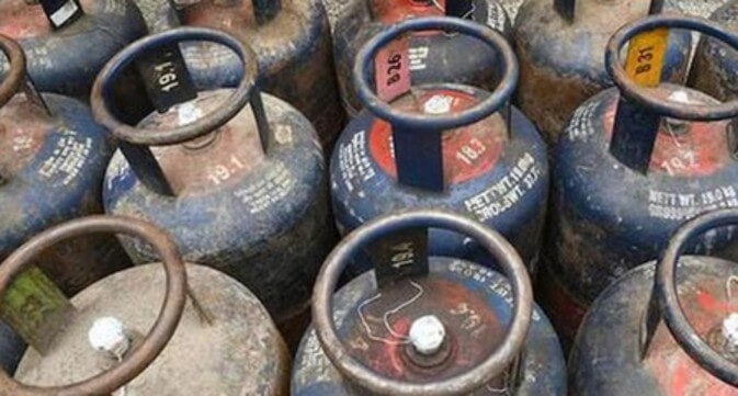 Gas Cylinder Commercial IANS (1) (1)