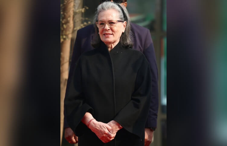 Sonia Gandhi 2222222 (1)